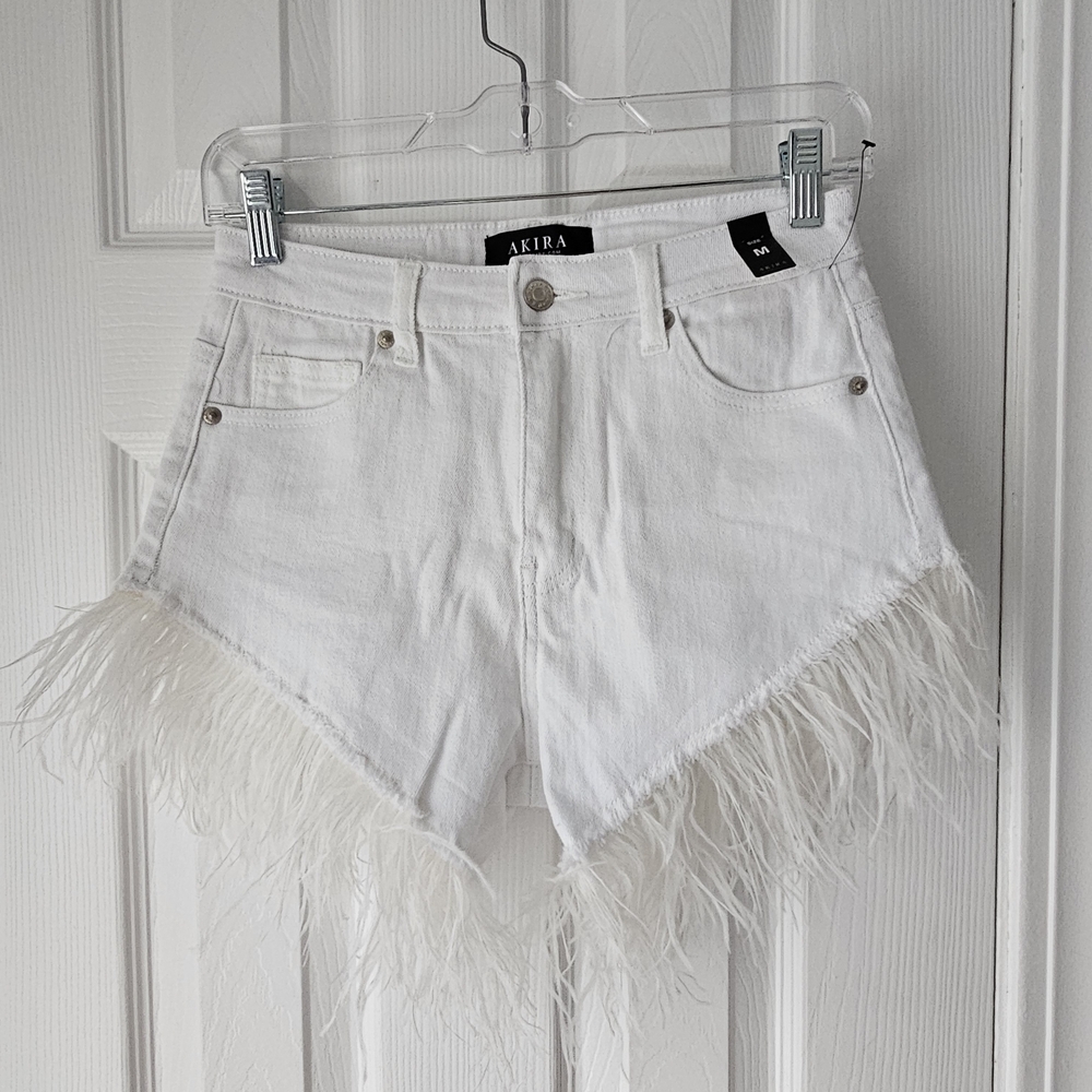 209. Akira Women's White Denim Feather Shorts